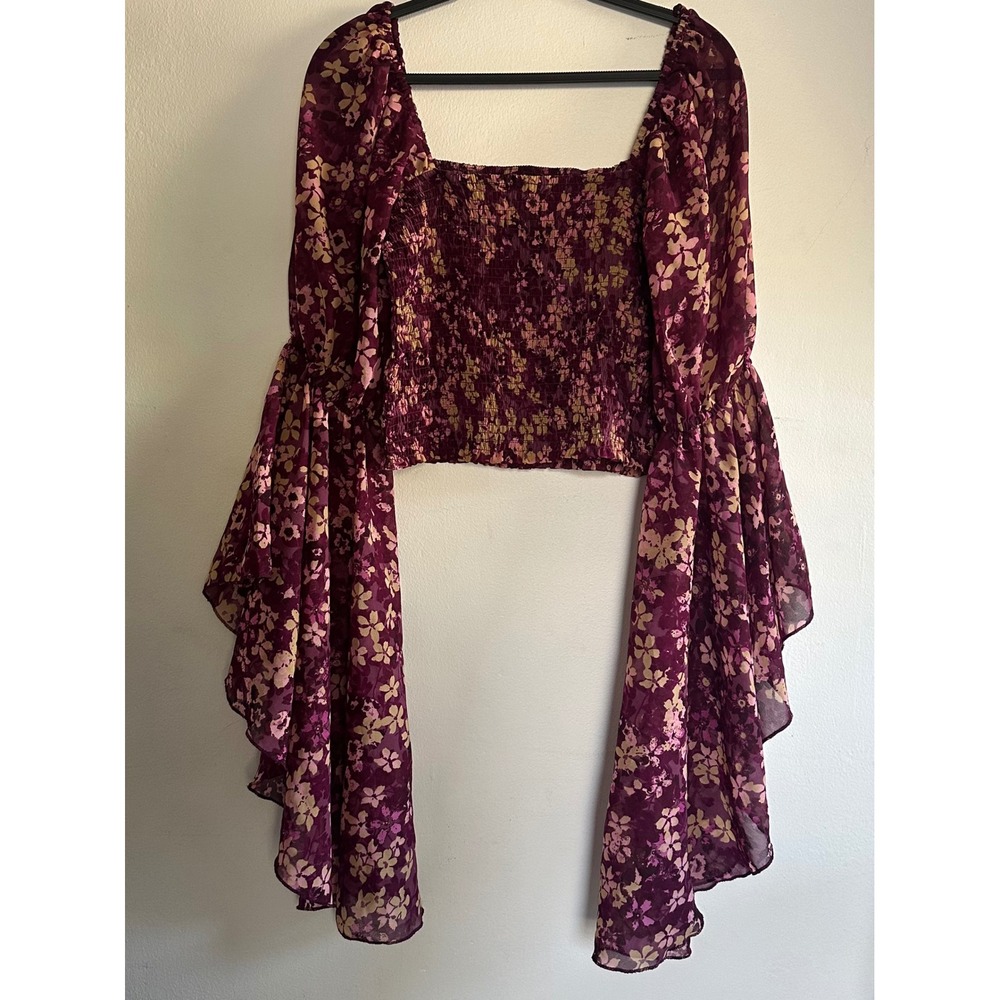 Dramatic Bell Sleeve Floral Smocked Crop Top LG Fairy Whimsical Dark Romantic